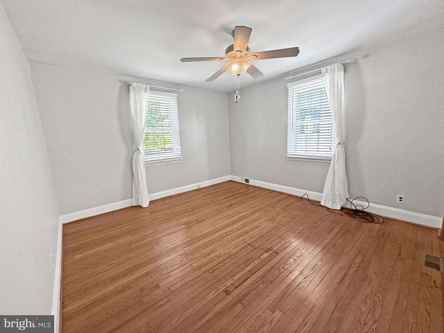 5713 Magie Street photo 25
