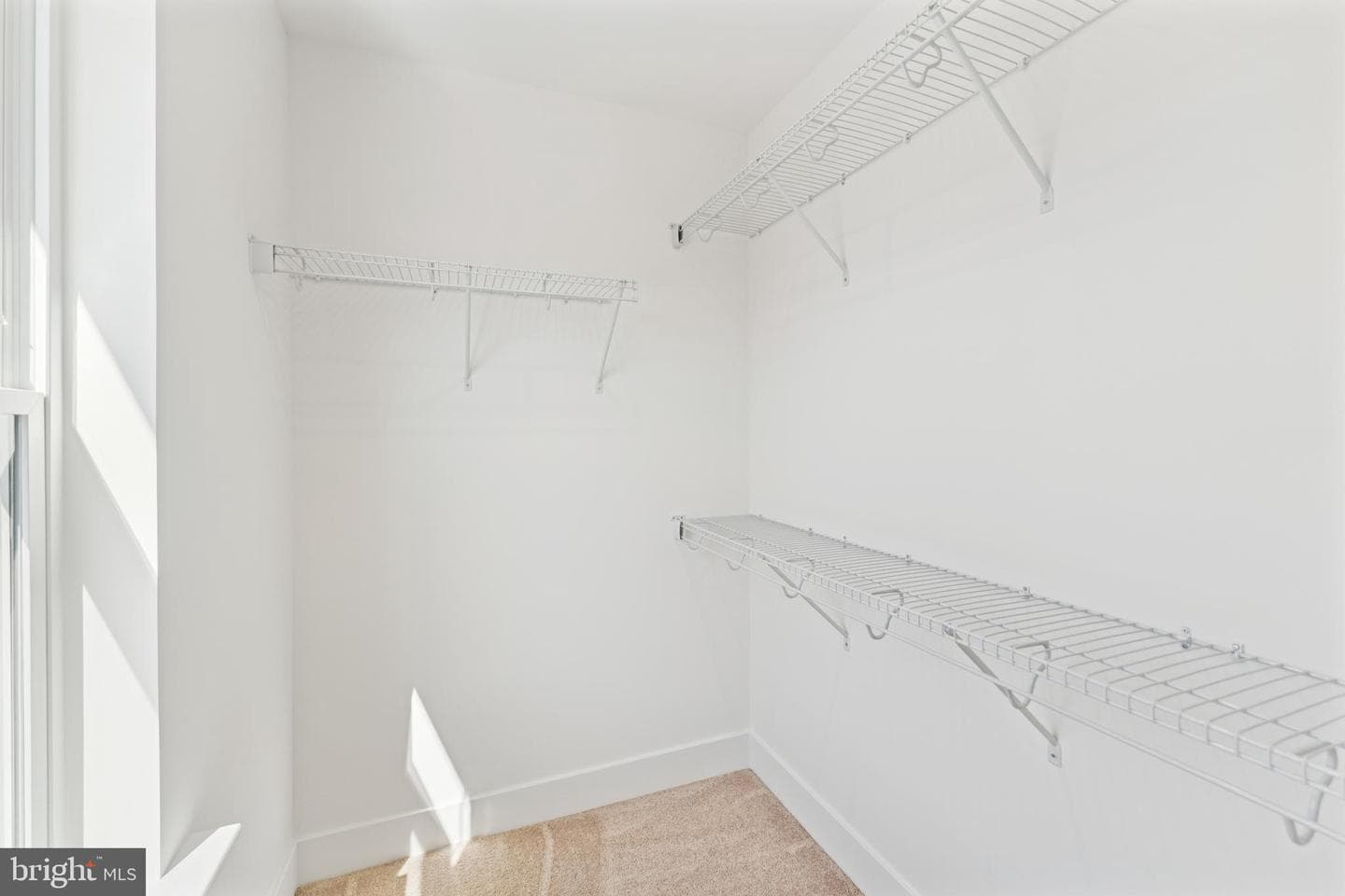 116 Overlea Drive E photo 25