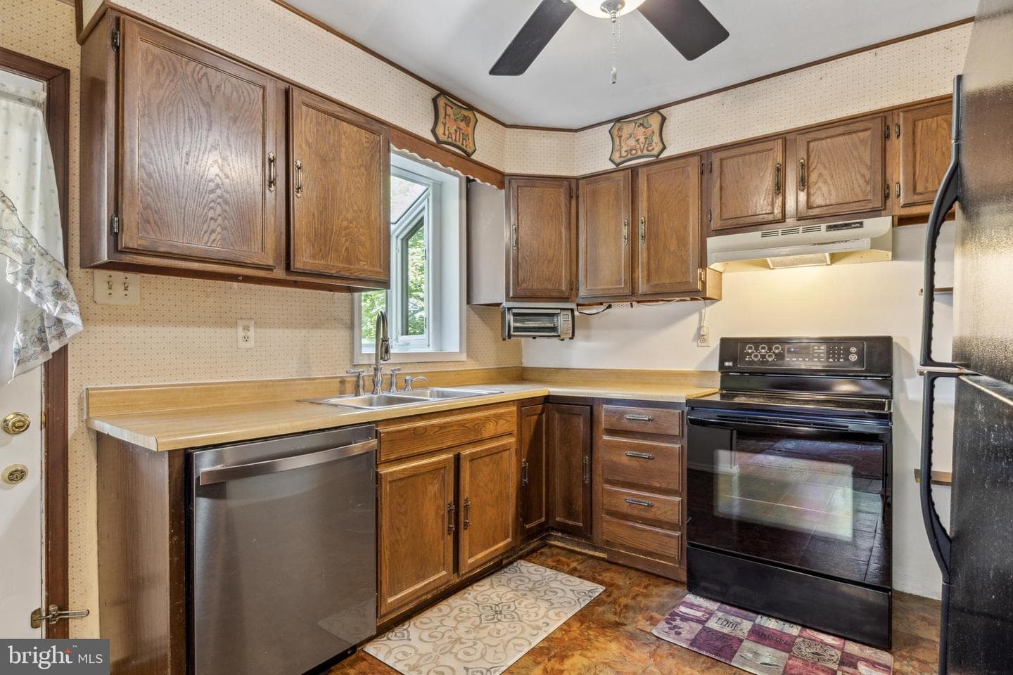 314 Holy Cross Road photo 13