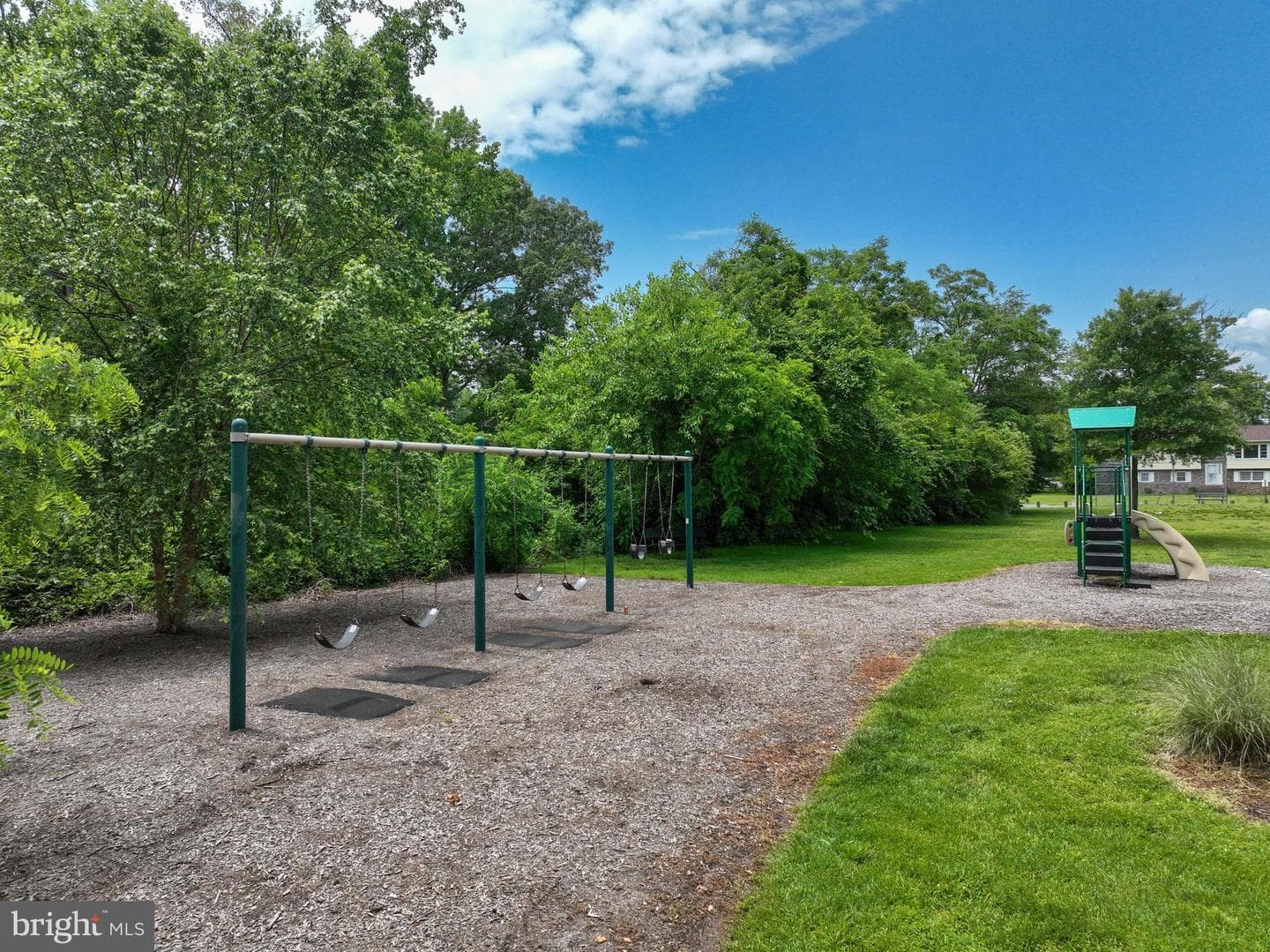405 Bayview Drive photo 23