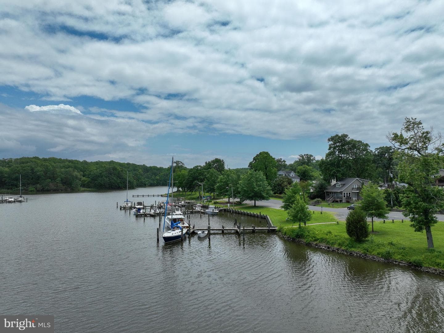 405 Bayview Drive photo 28