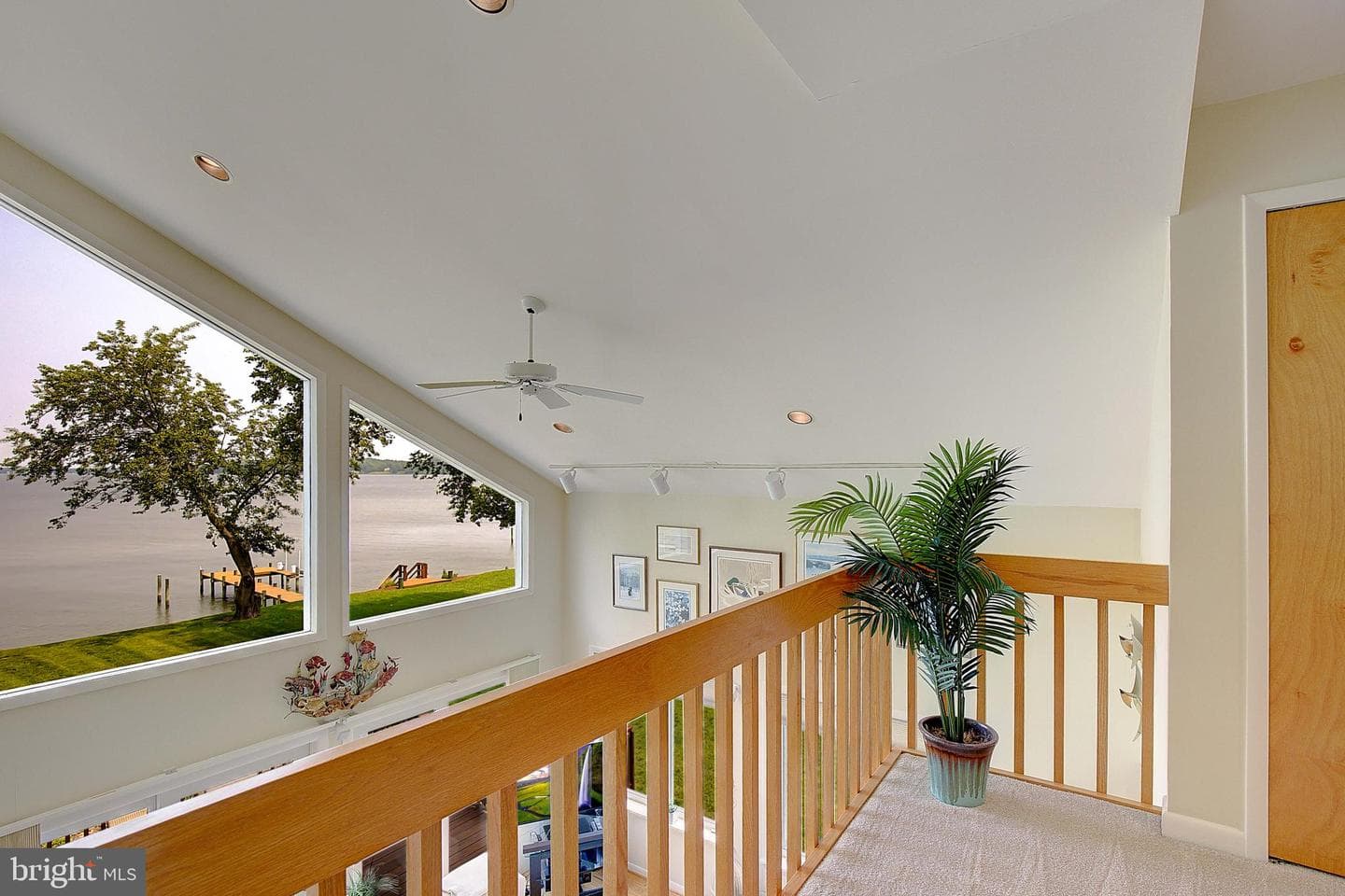 1090 River Bay Road photo 34