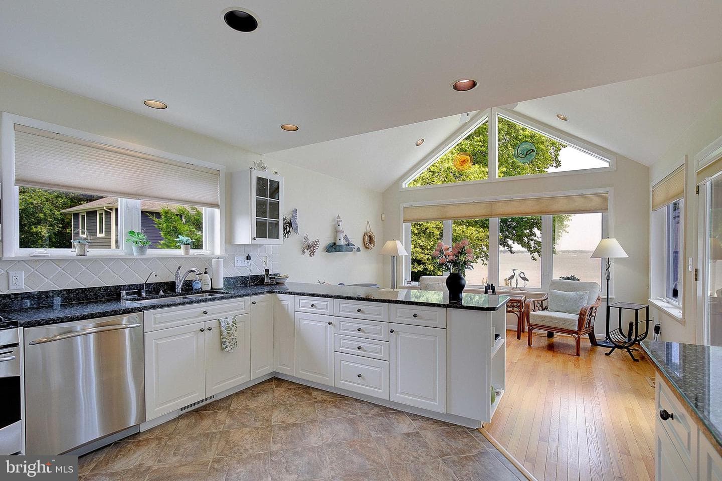 1090 River Bay Road photo 51