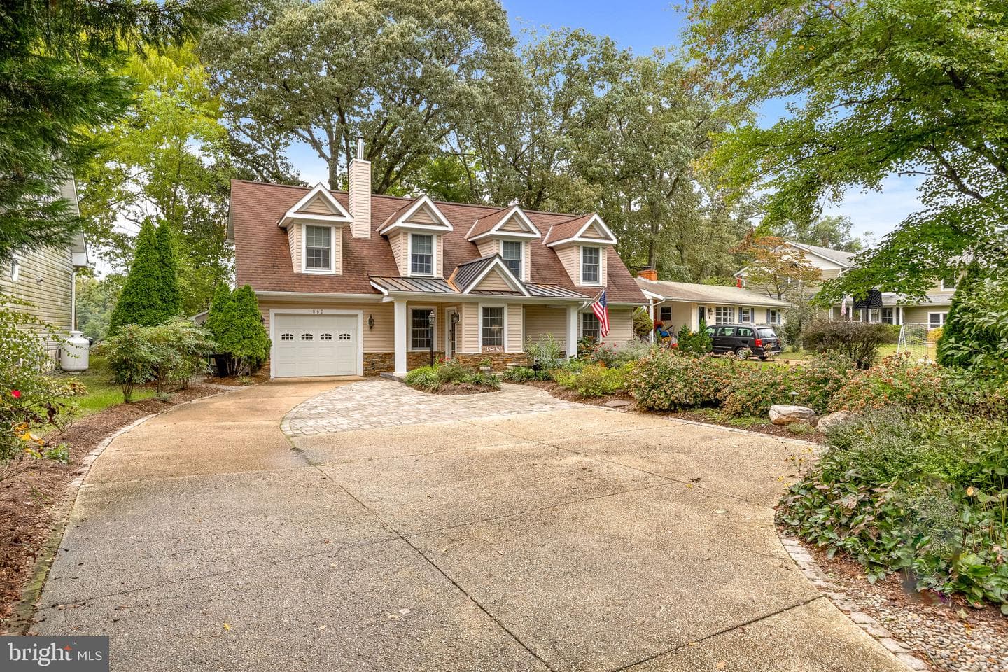 862 Doris Drive photo 3