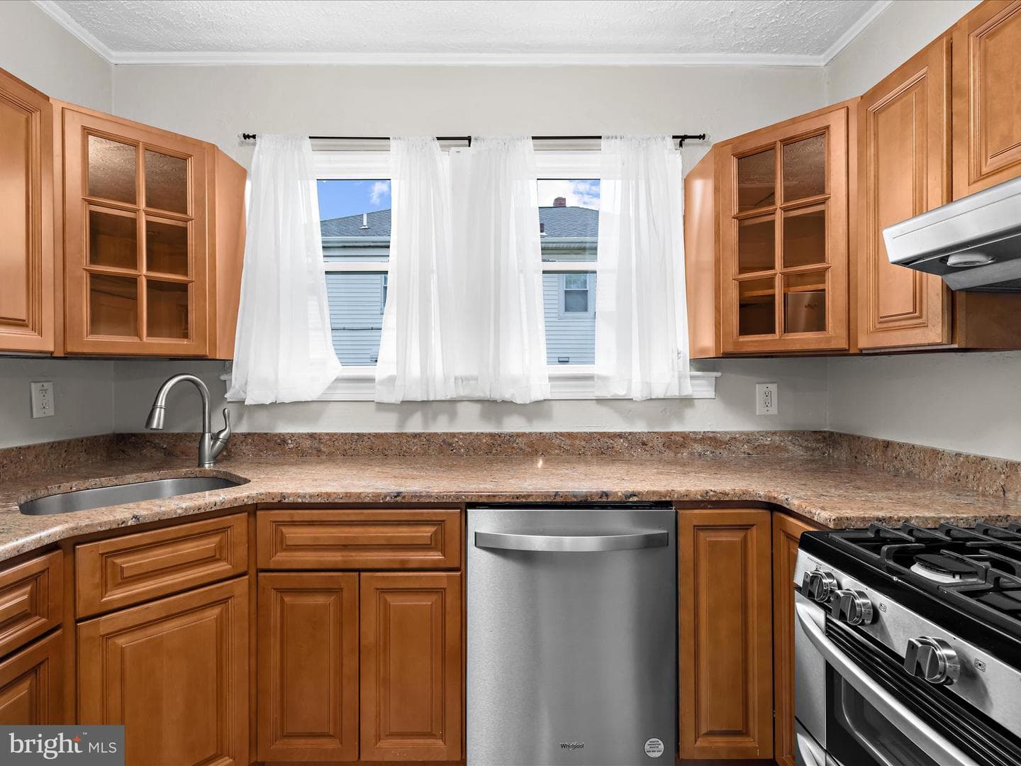 112 Homewood Road photo 16