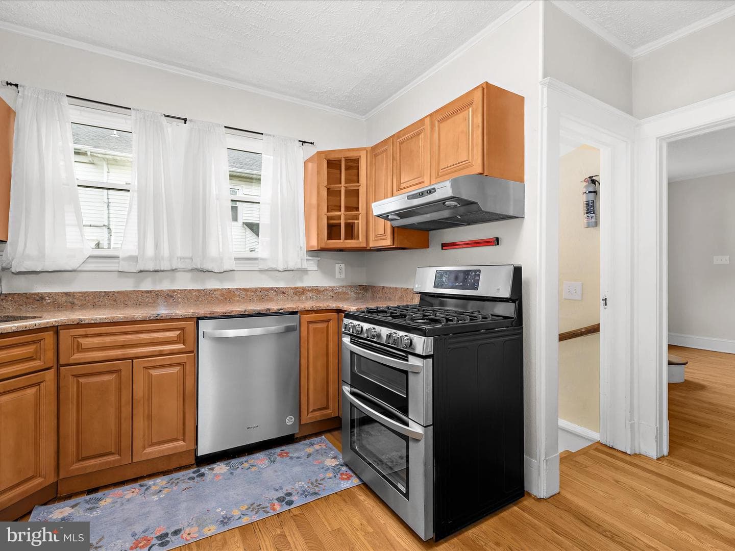 112 Homewood Road photo 18