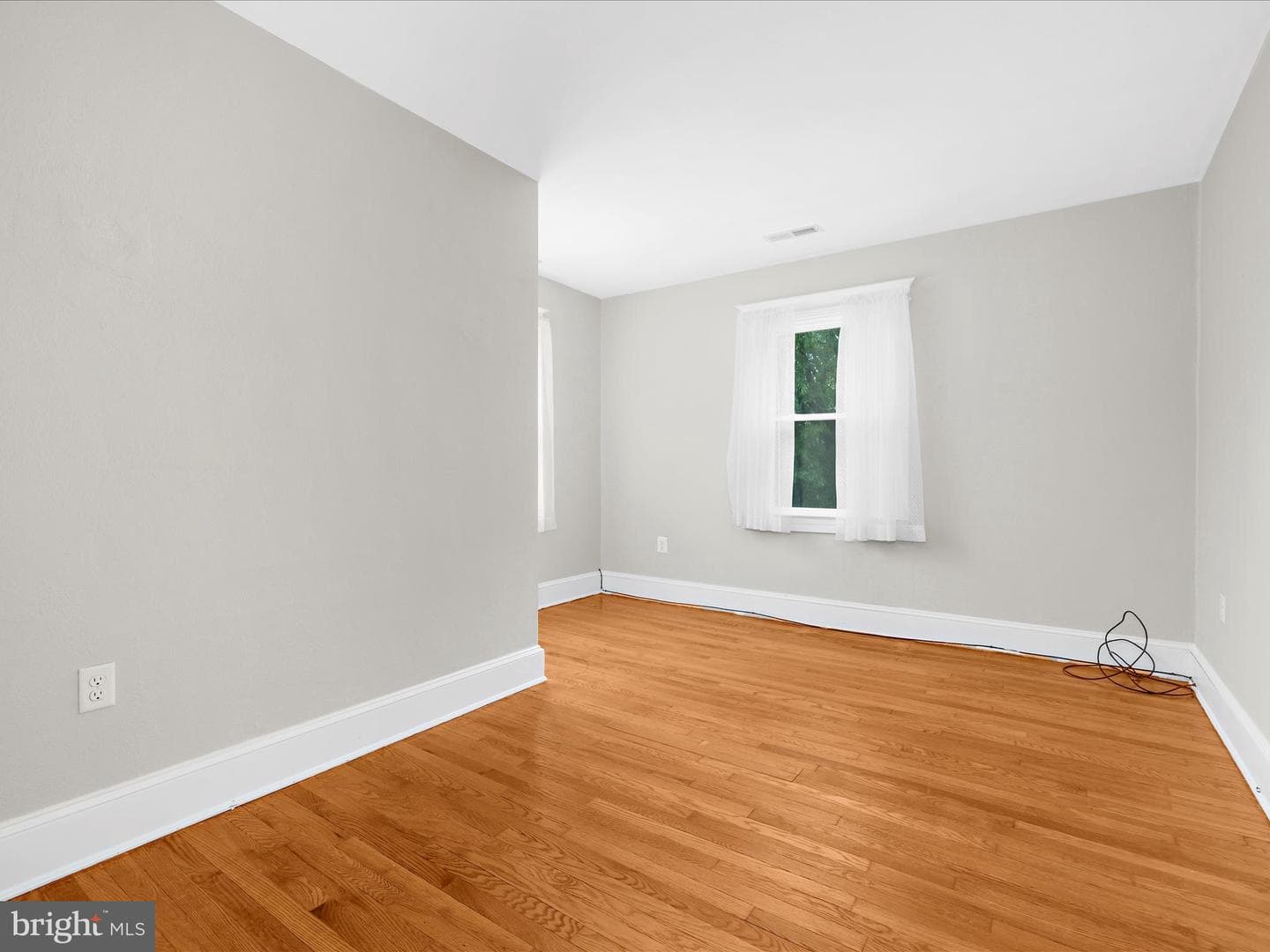 112 Homewood Road photo 26