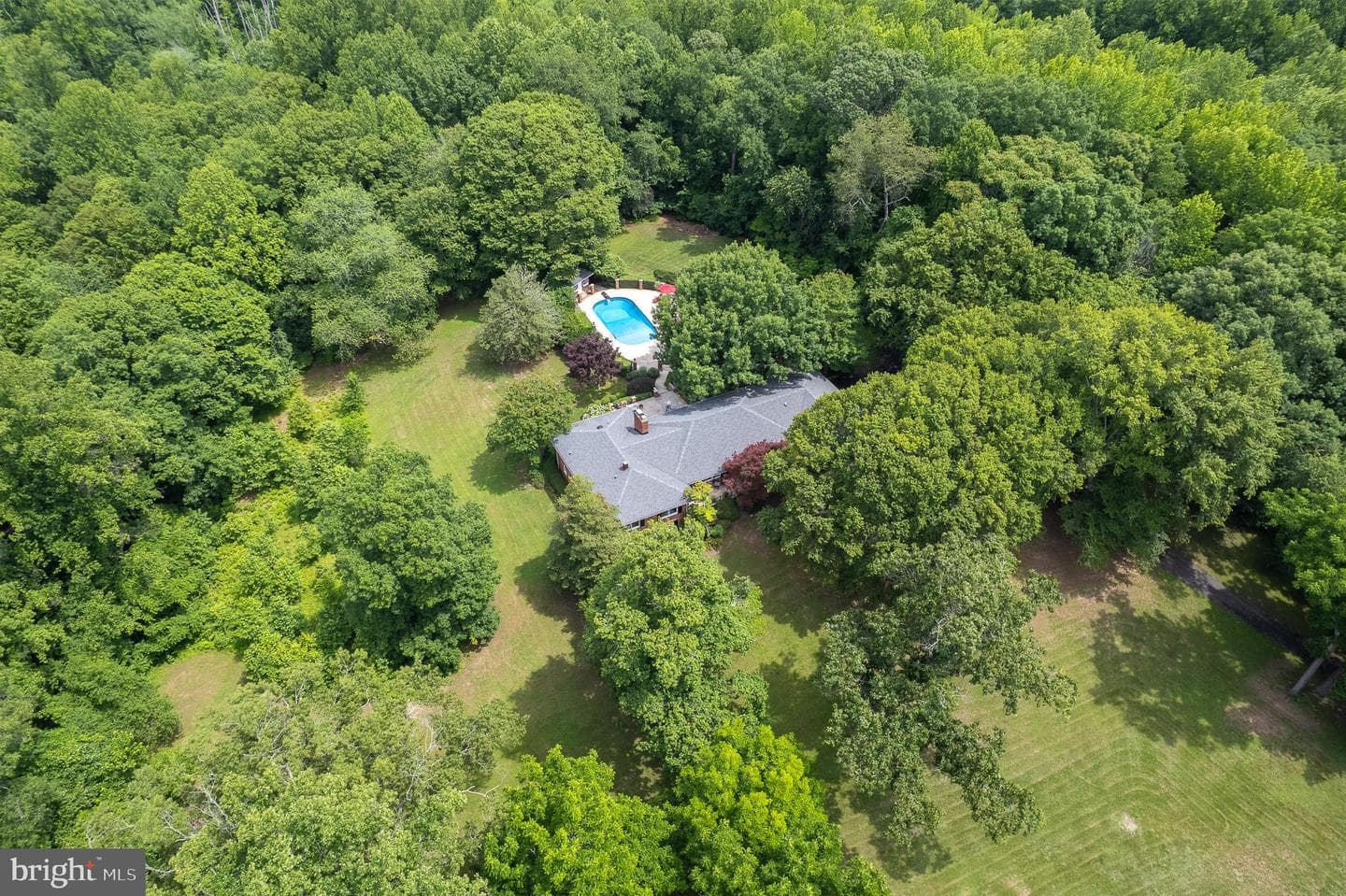 916 Upper Pindell Road photo 9