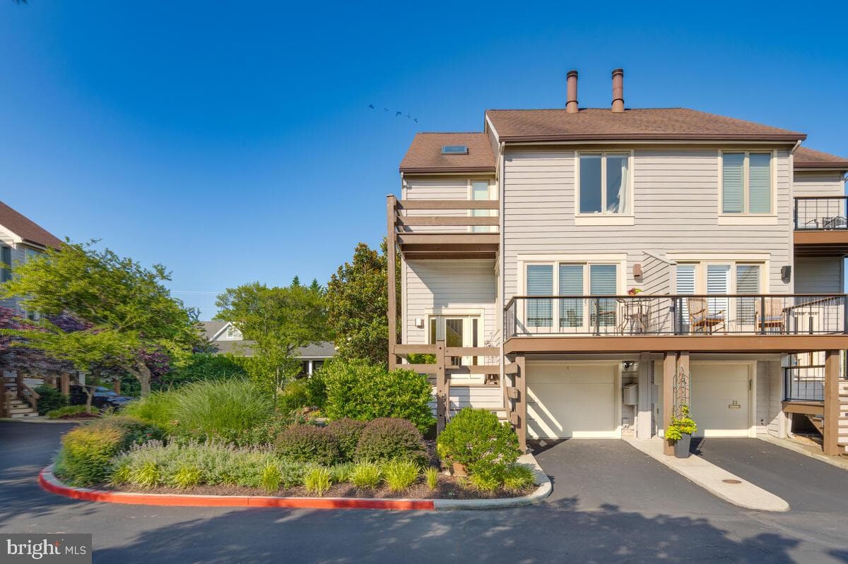 21 Chesapeake Landing photo 43