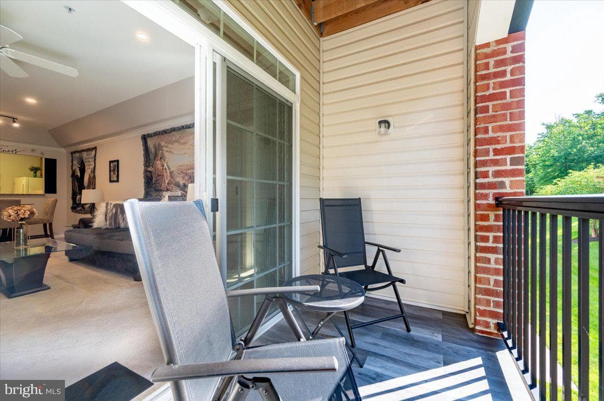 8607 Wintergreen Court #204 photo 20