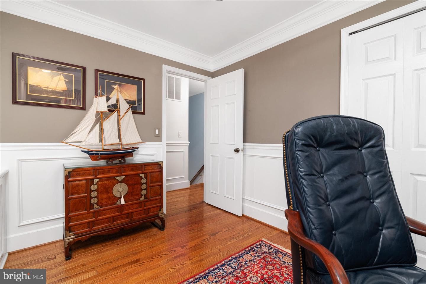 252 Bayshire Court photo 27