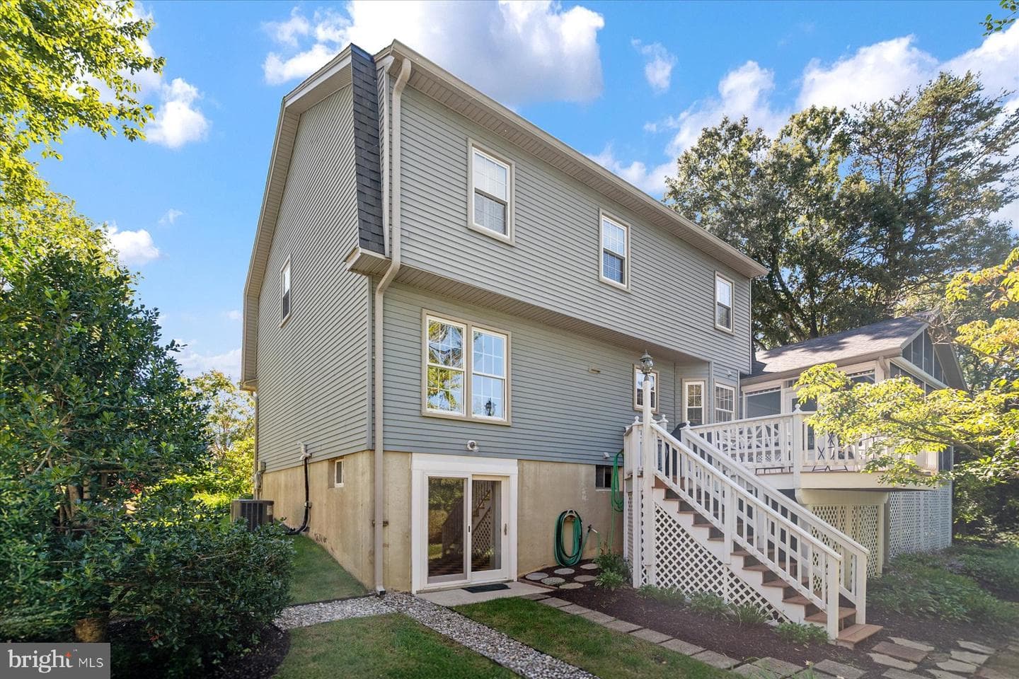 252 Bayshire Court photo 46
