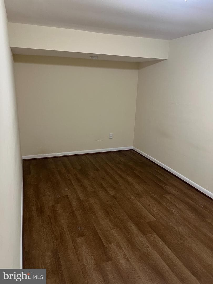 448 Jumpers Court photo 4