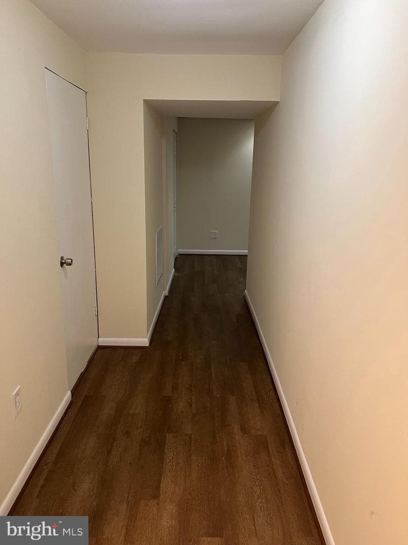 448 Jumpers Court photo 5