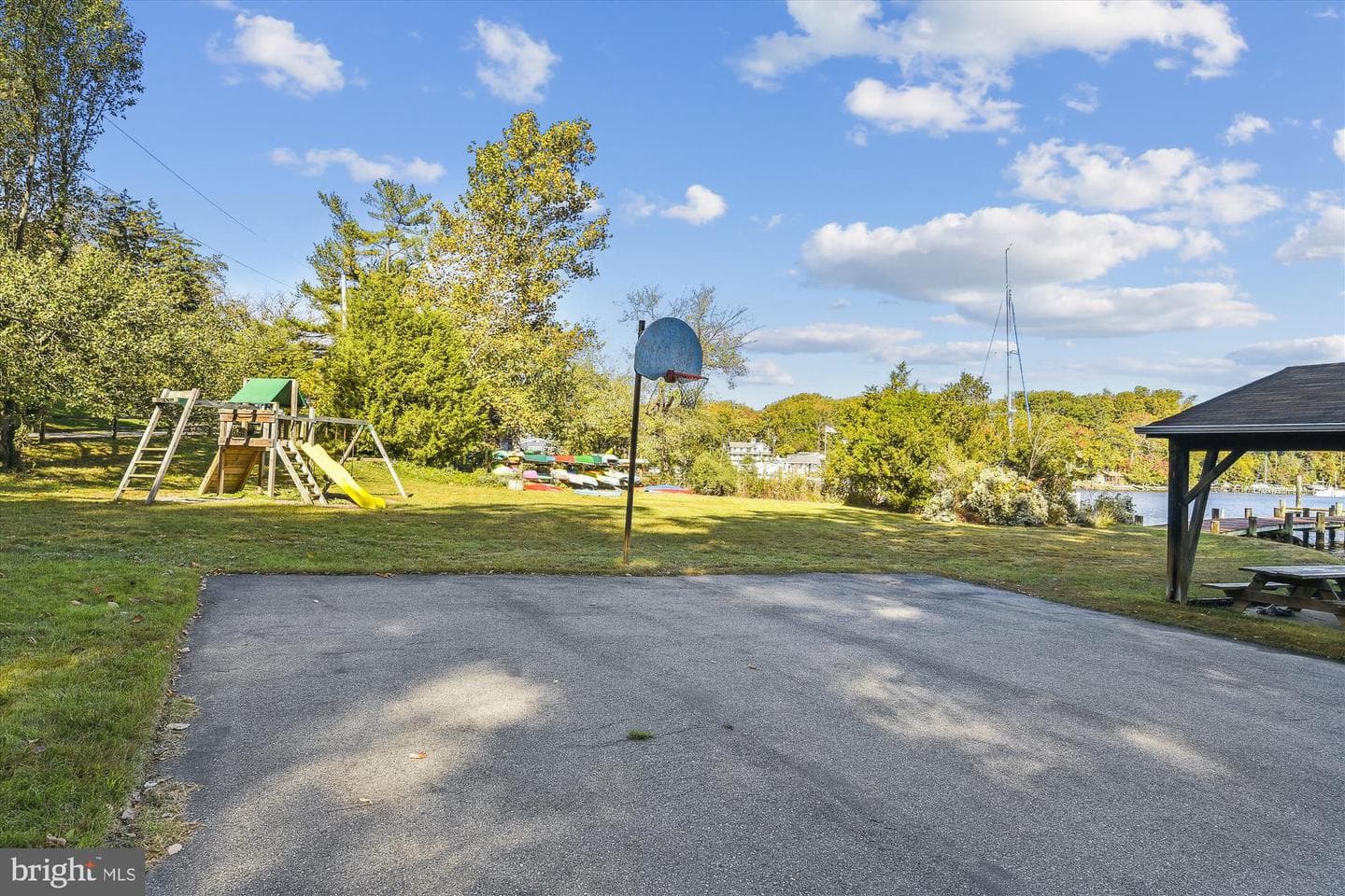 529 Wilson Road photo 65
