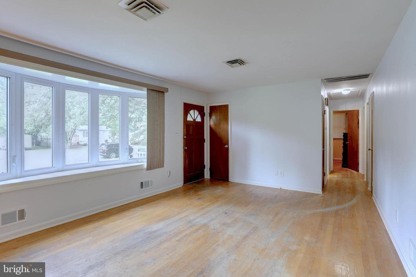 80 Beach Drive photo 11