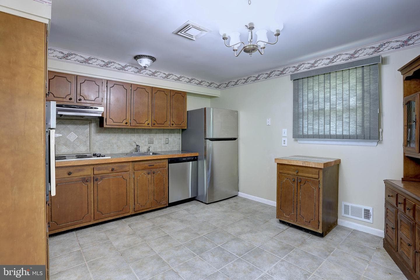 80 Beach Drive photo 15