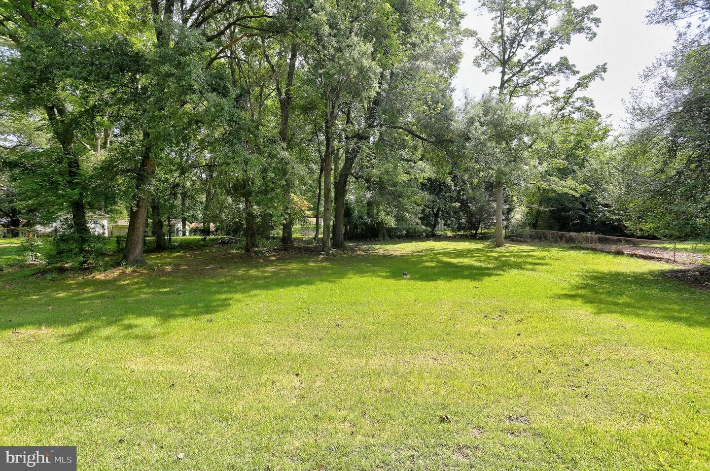 80 Beach Drive photo 9
