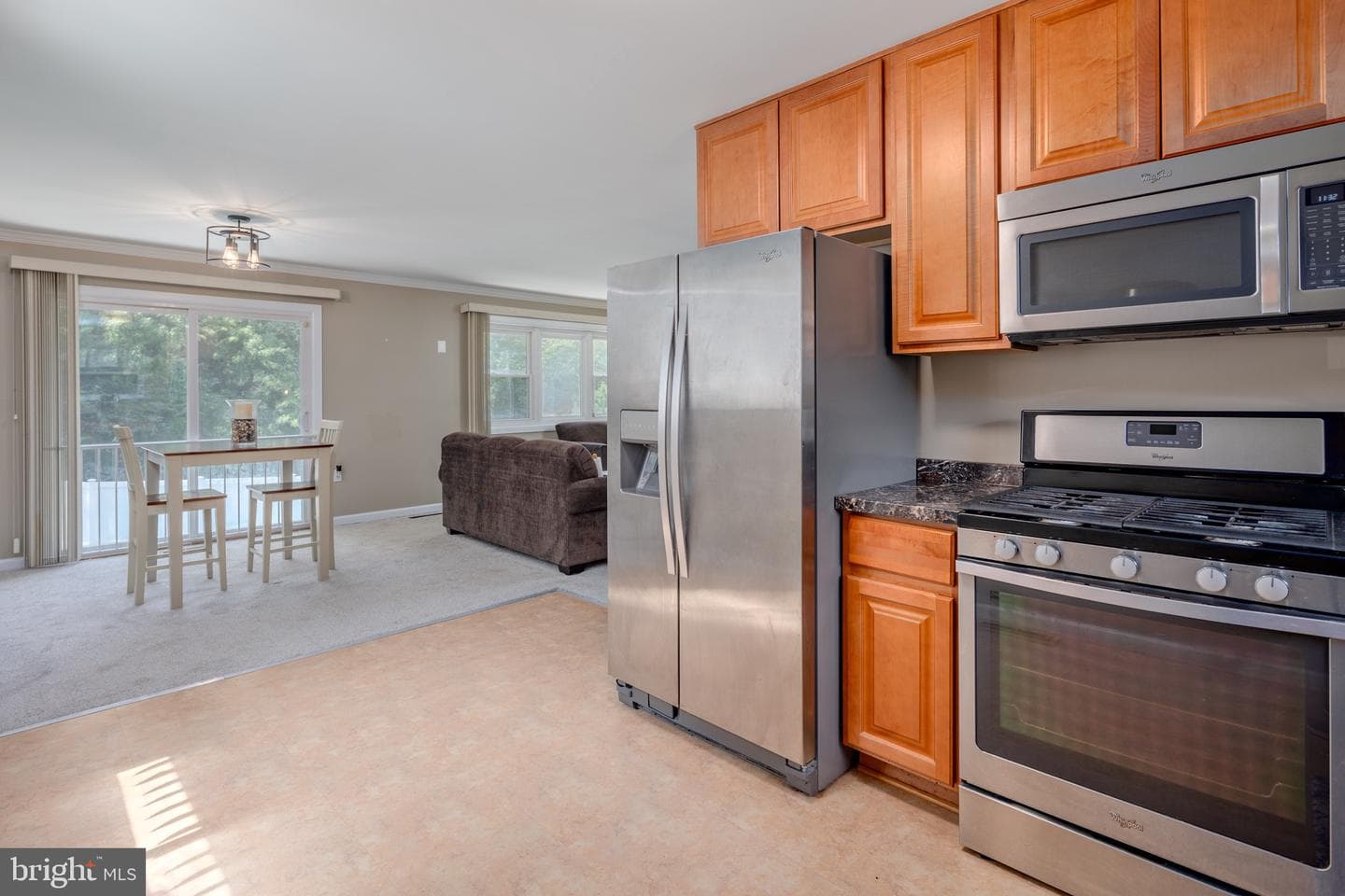 8246 Victoria Road photo 13