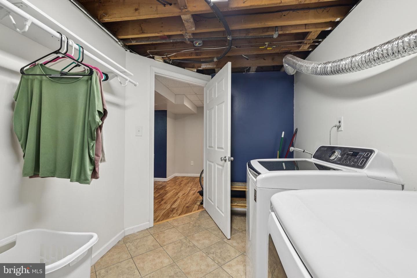 555 Lanny Court photo 38