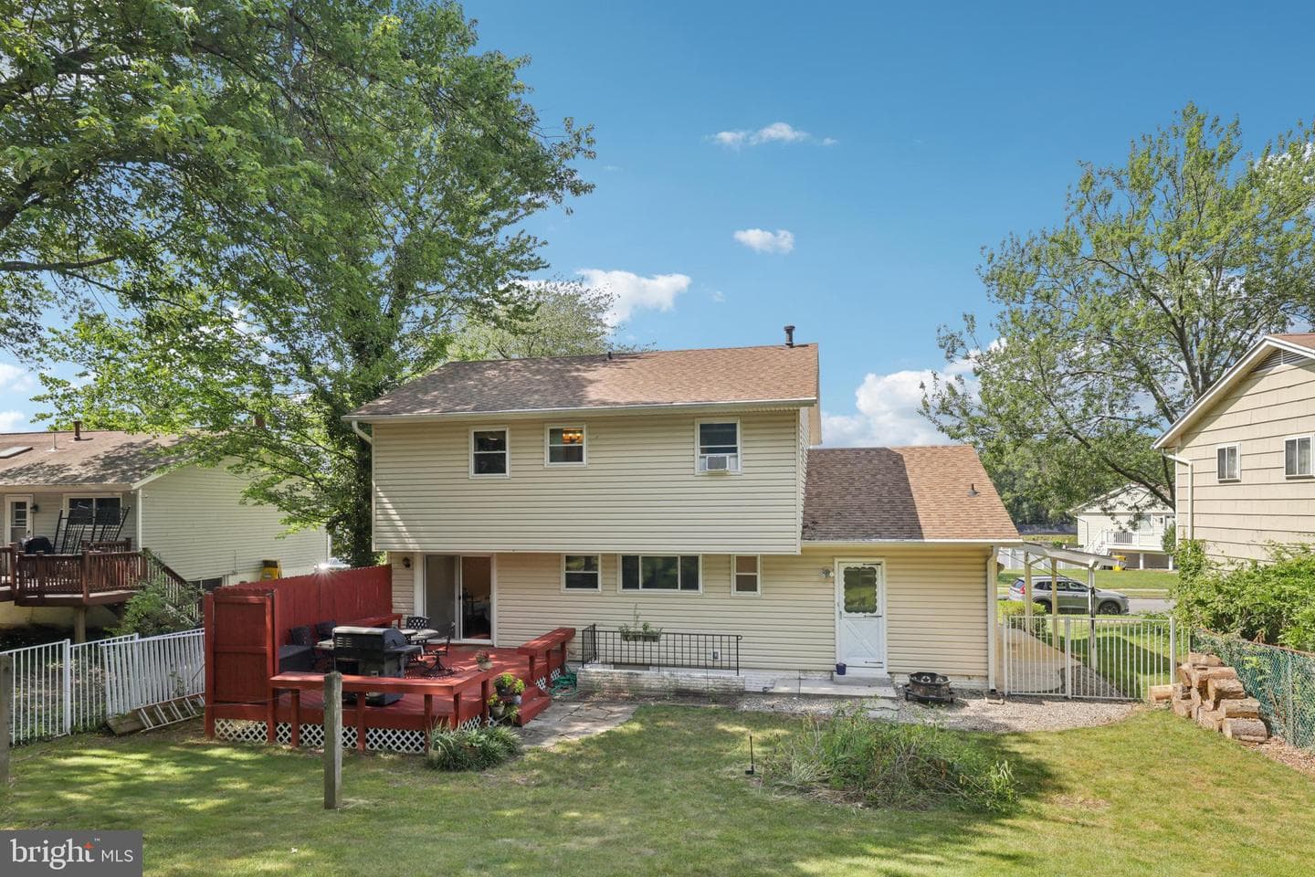 555 Lanny Court photo 42