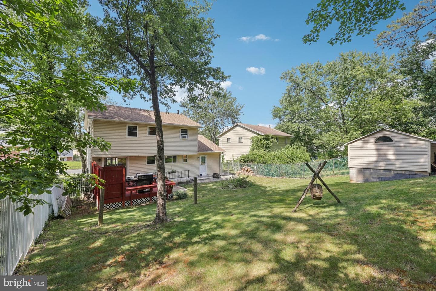 555 Lanny Court photo 44