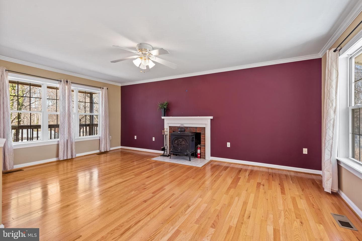 1280 Terrace Lane photo 4