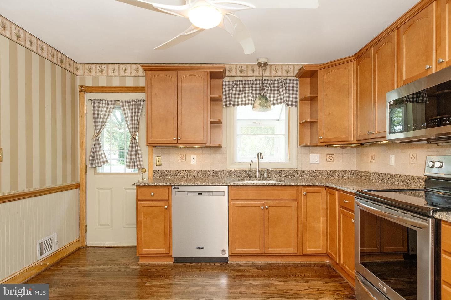 7810 Cypress Landing Road photo 9