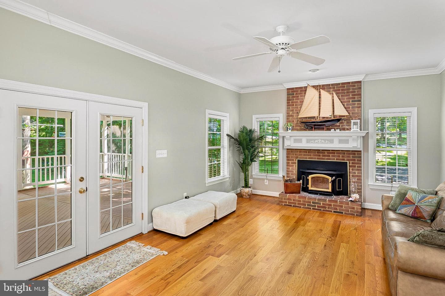 3689 N Carolina Avenue photo 25