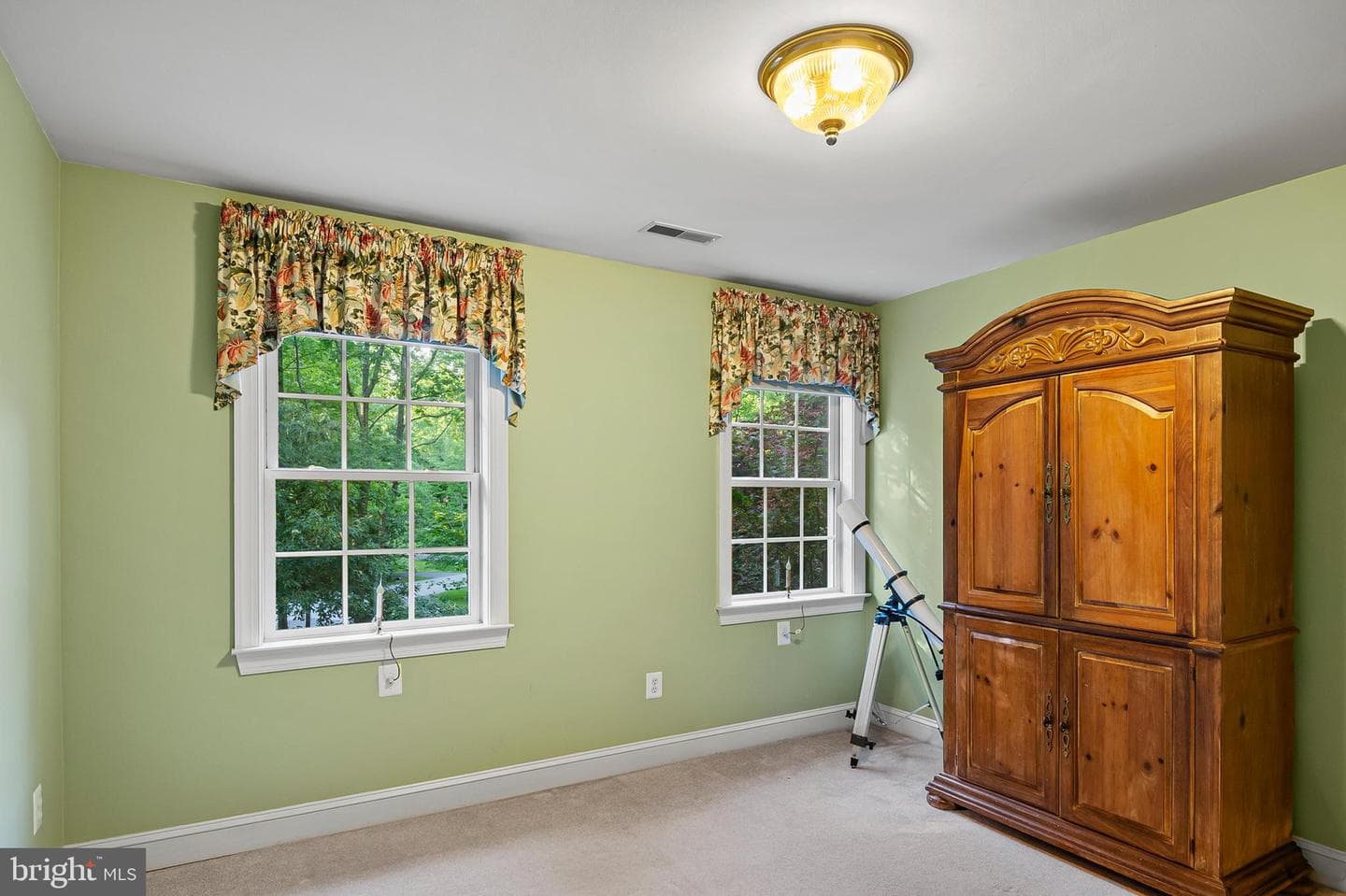3689 N Carolina Avenue photo 39
