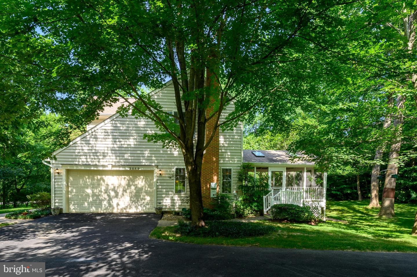 3689 N Carolina Avenue photo 52