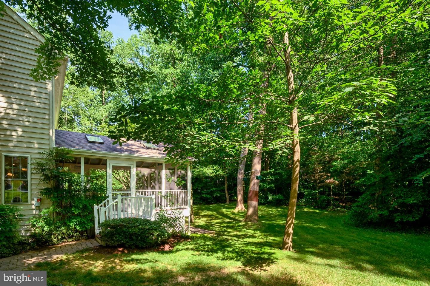 3689 N Carolina Avenue photo 53