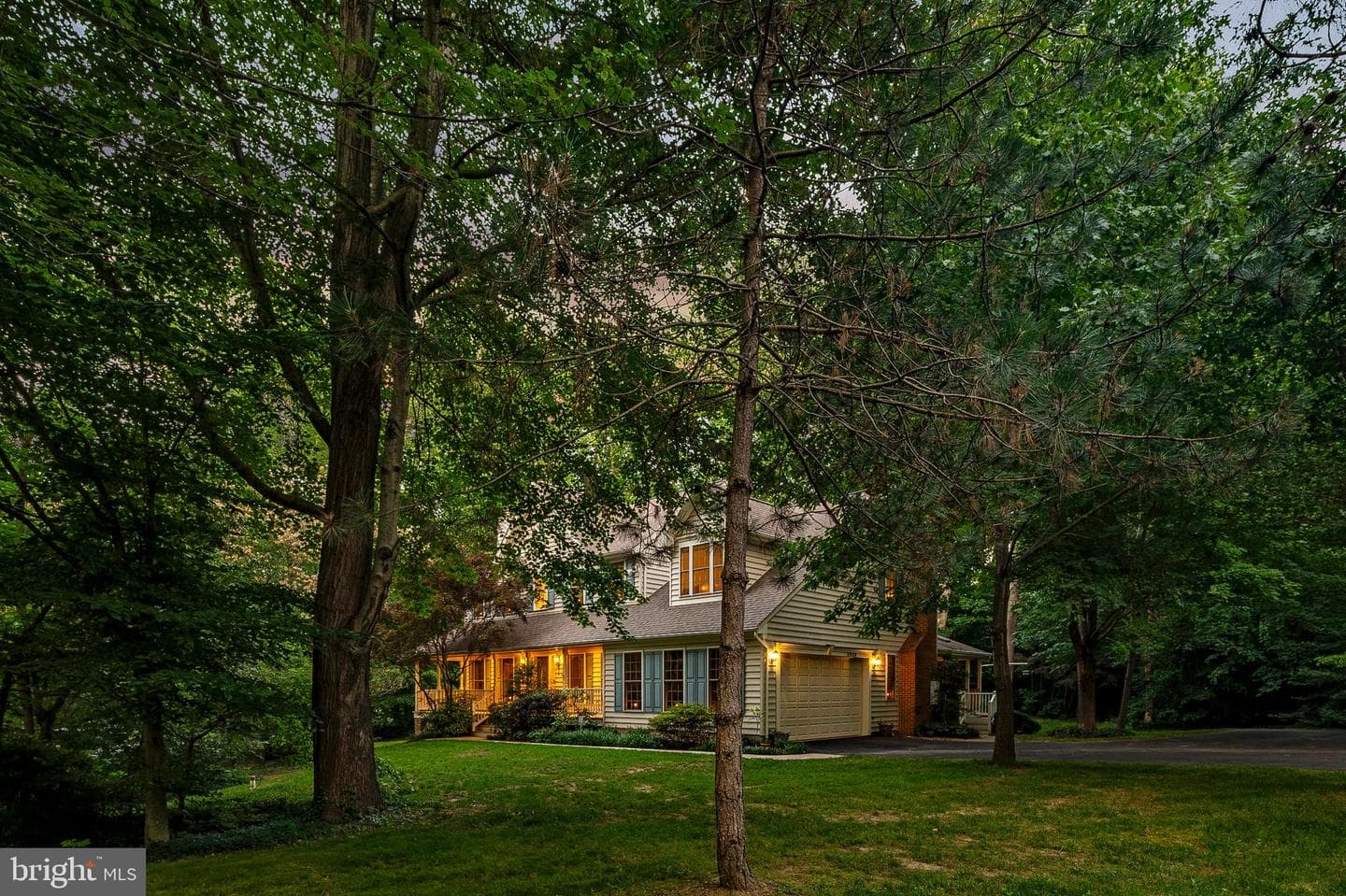 3689 N Carolina Avenue photo 62