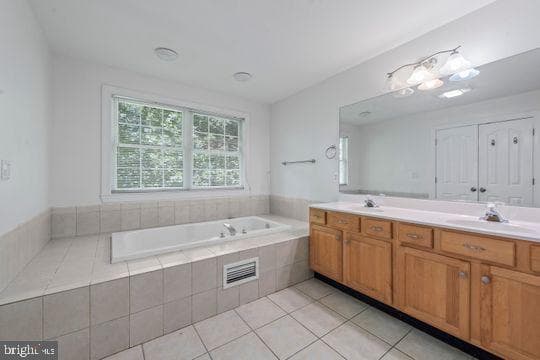 1378 Carpenter Court photo 10