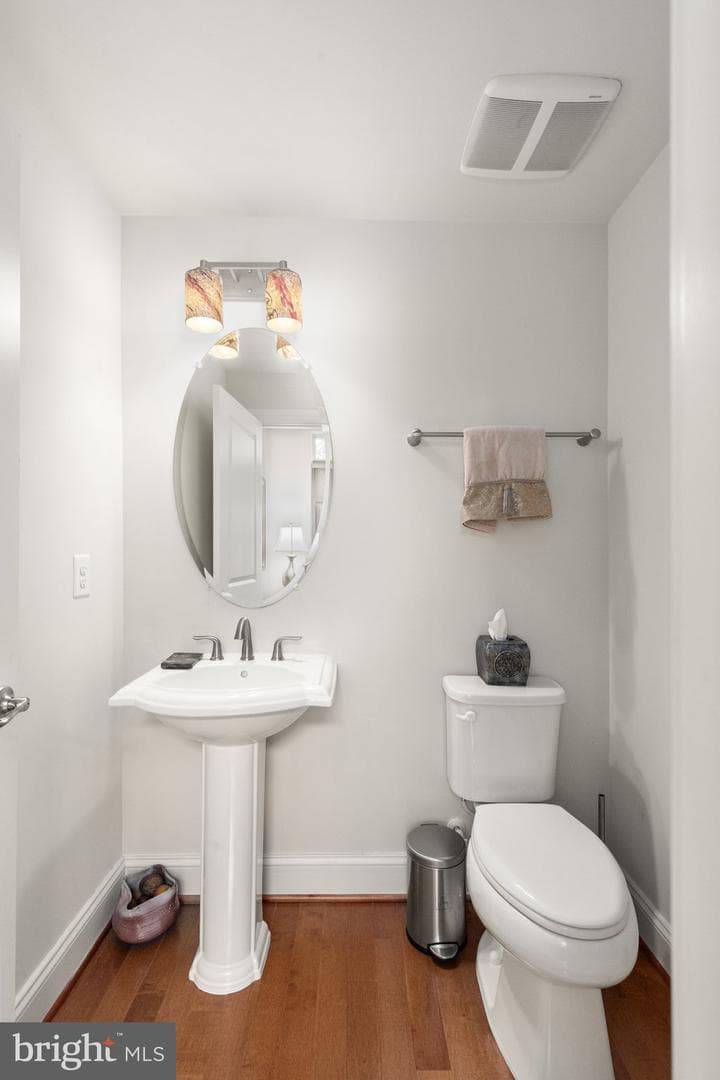 1121 Canterwood Place photo 11
