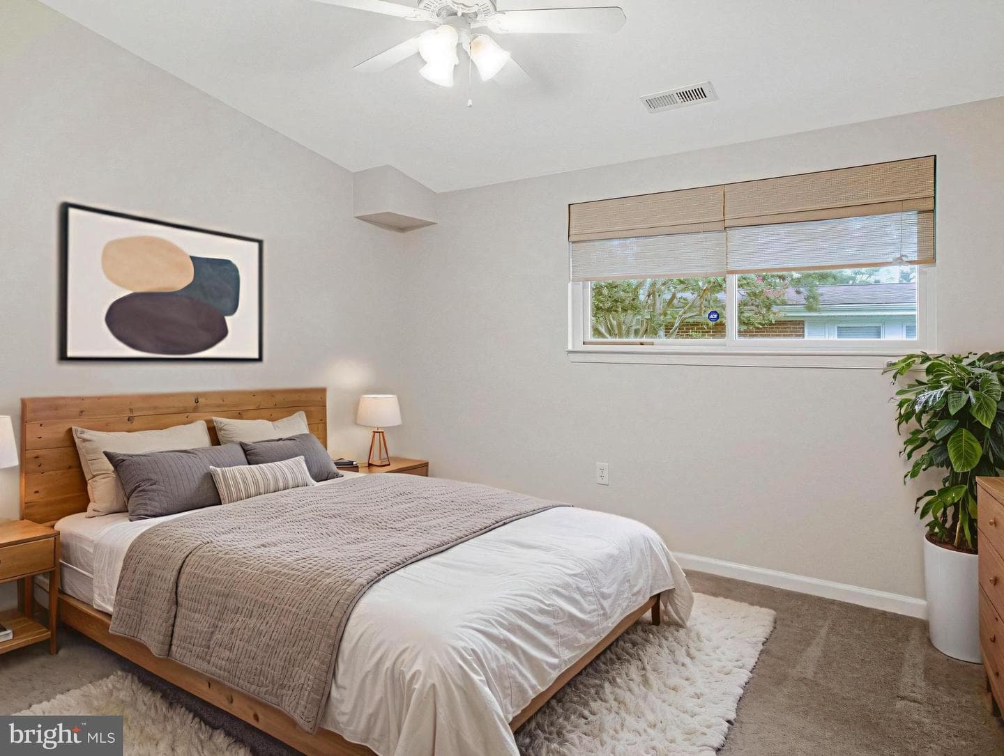 319 Gloucester Drive photo 11