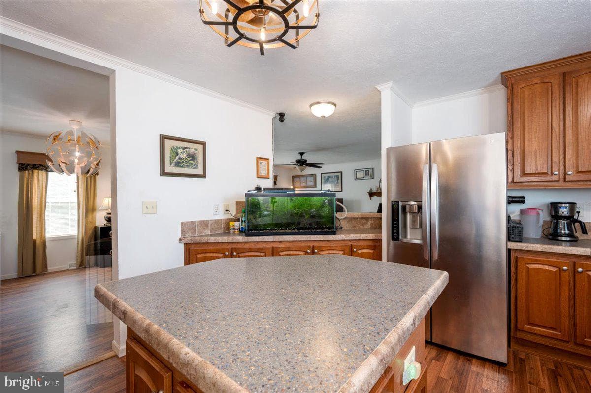 302 Berts Dr photo 20