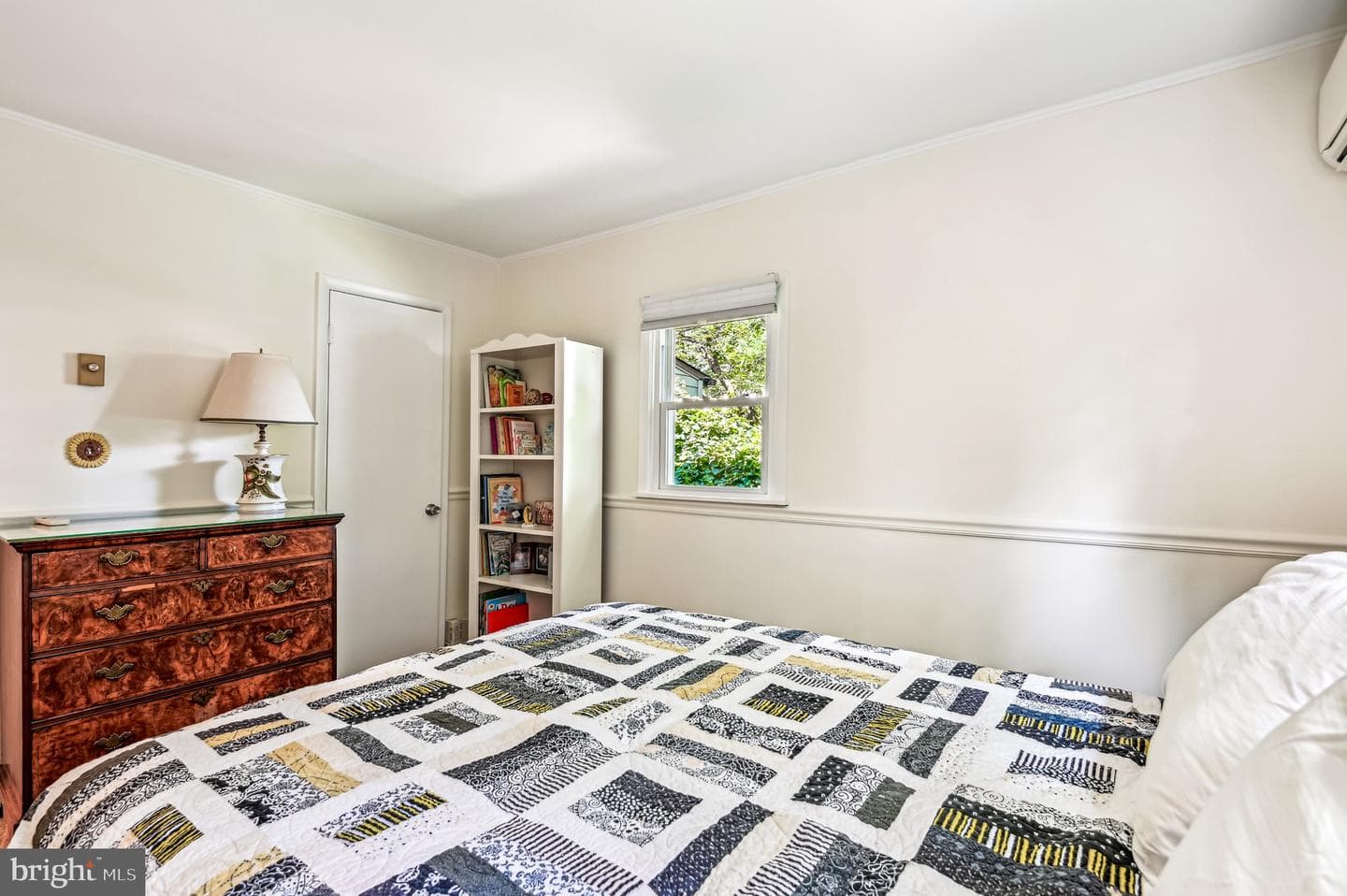 597 Whitney Road photo 31