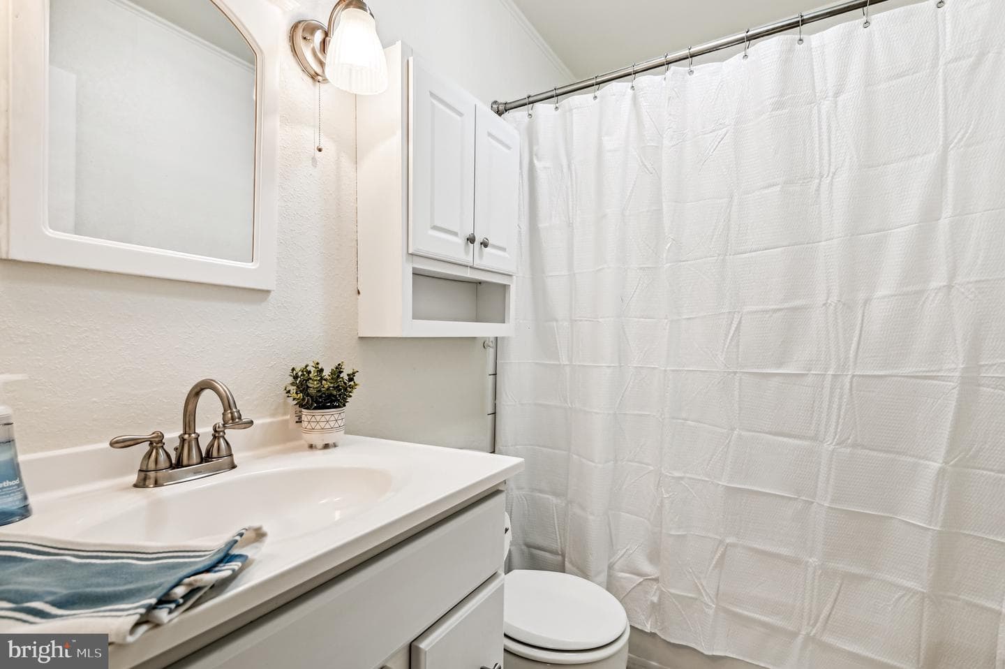 597 Whitney Road photo 33