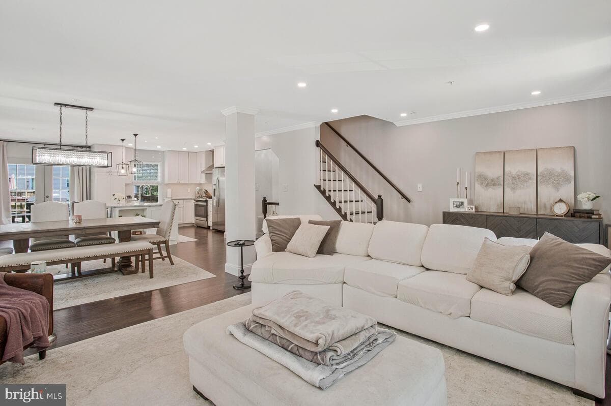 628 Talon Court photo 13