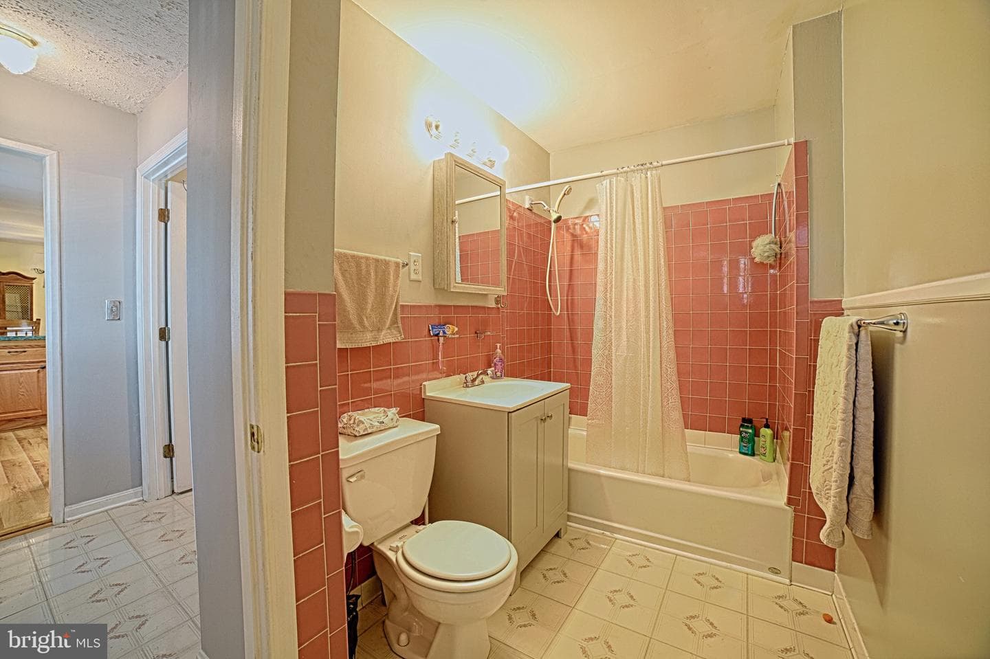 399 Hilltop Lane photo 24