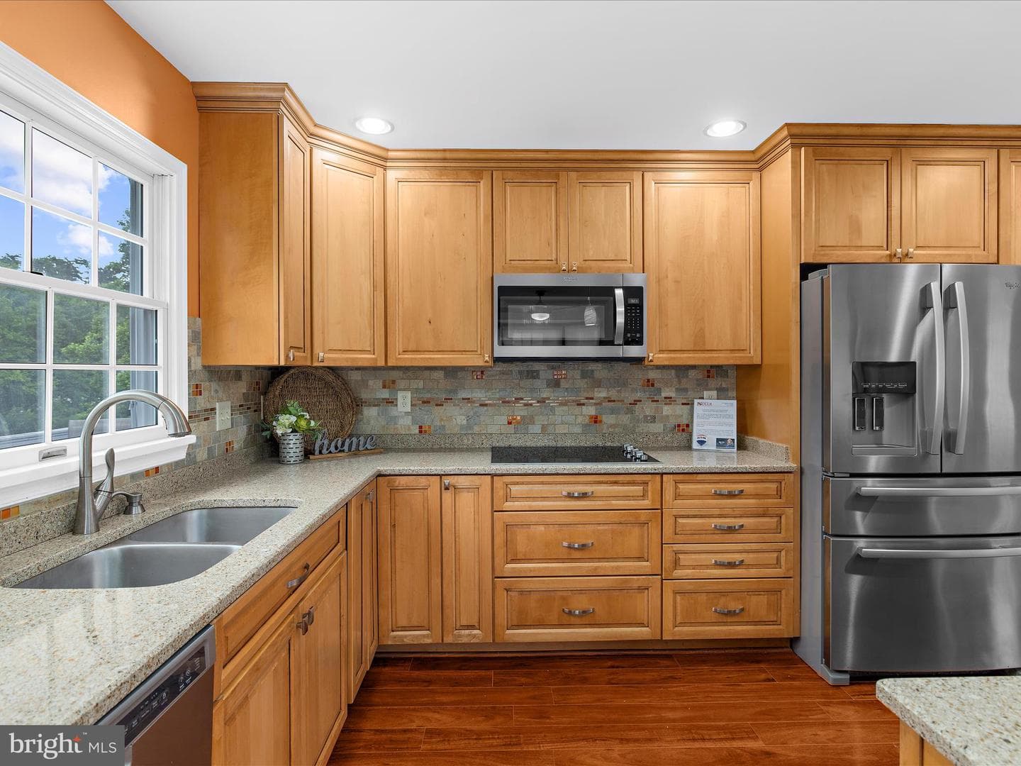 1706 Angel Court photo 4