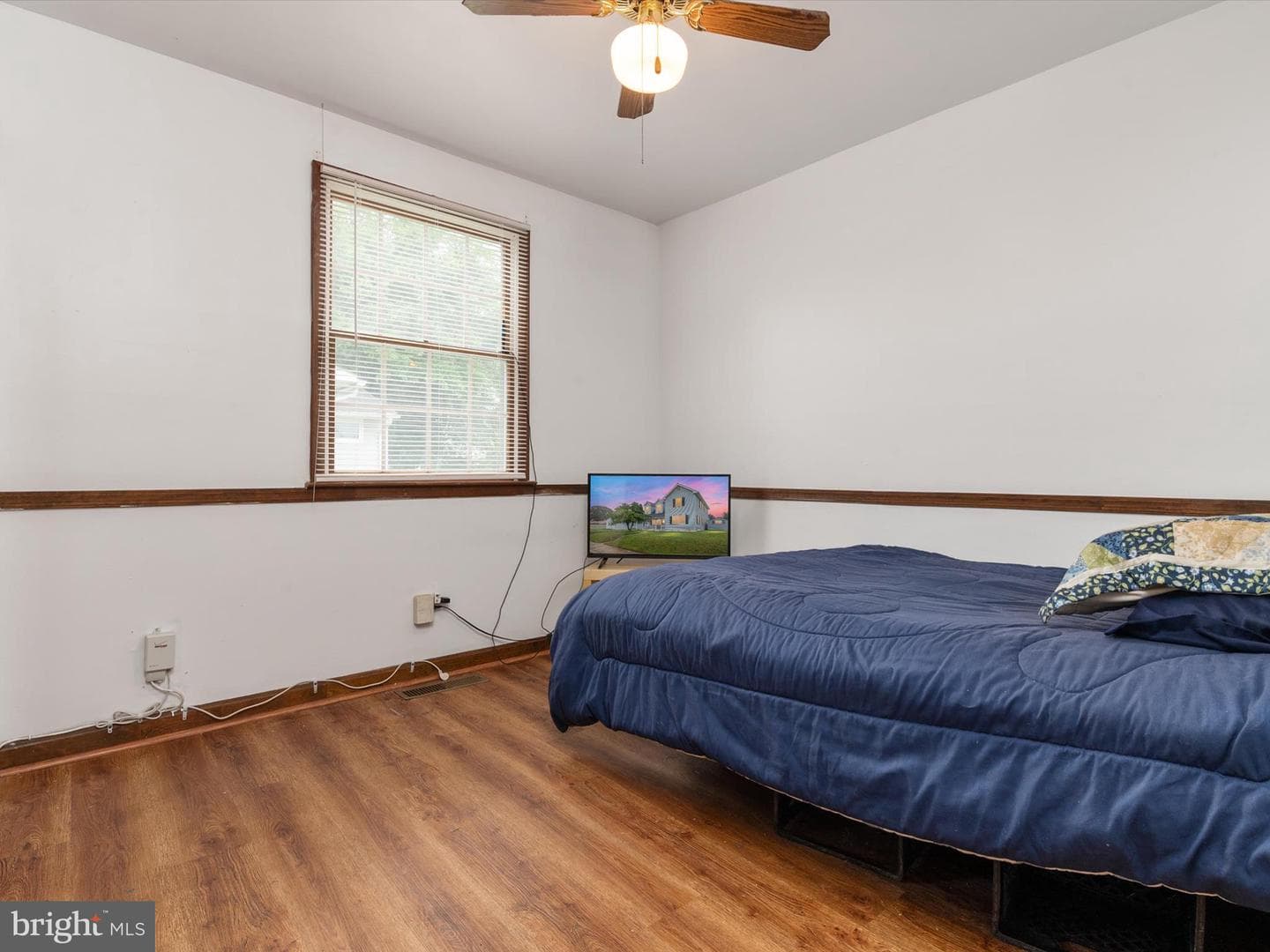 715 Griffith Road photo 38