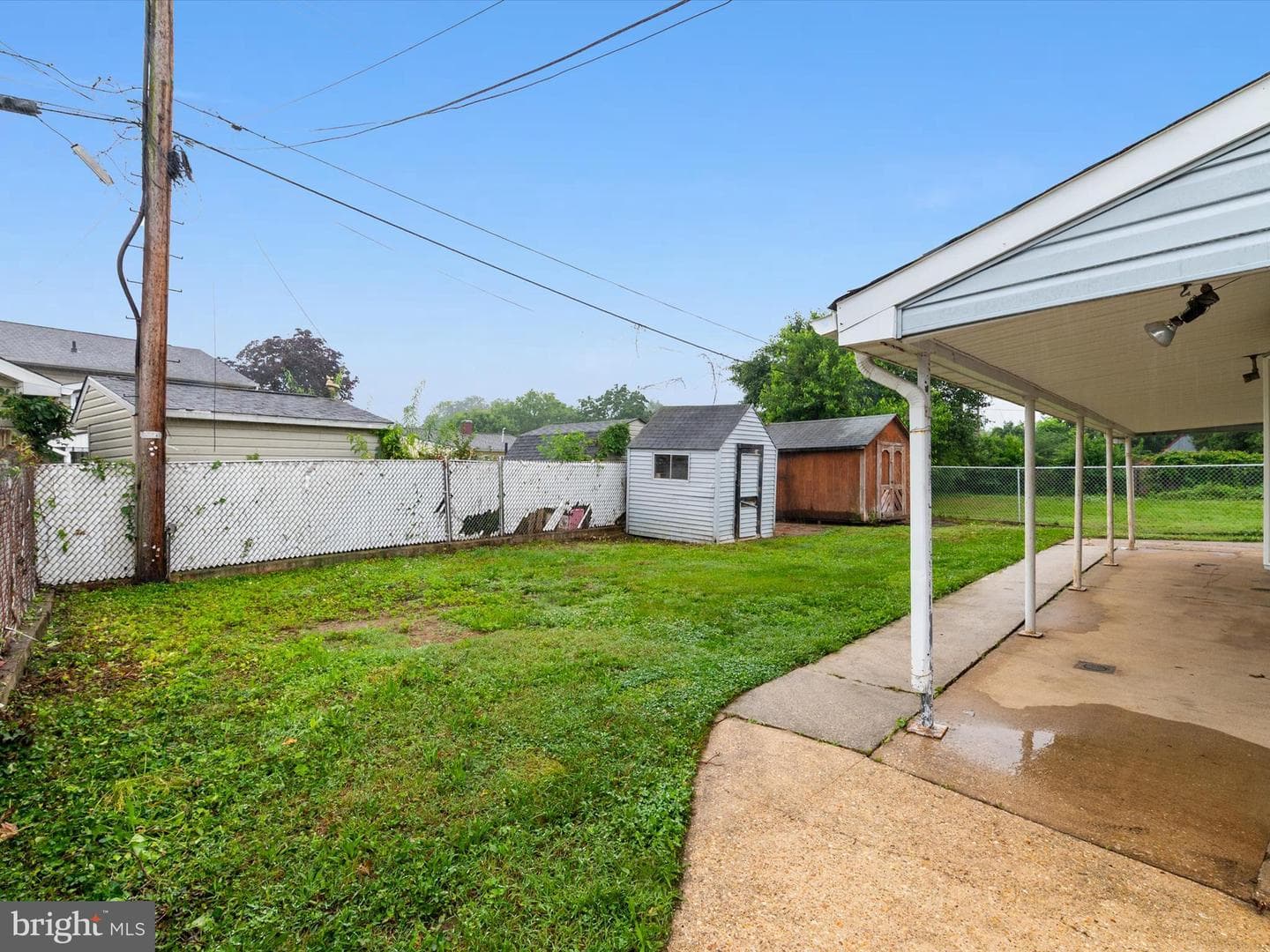 715 Griffith Road photo 48
