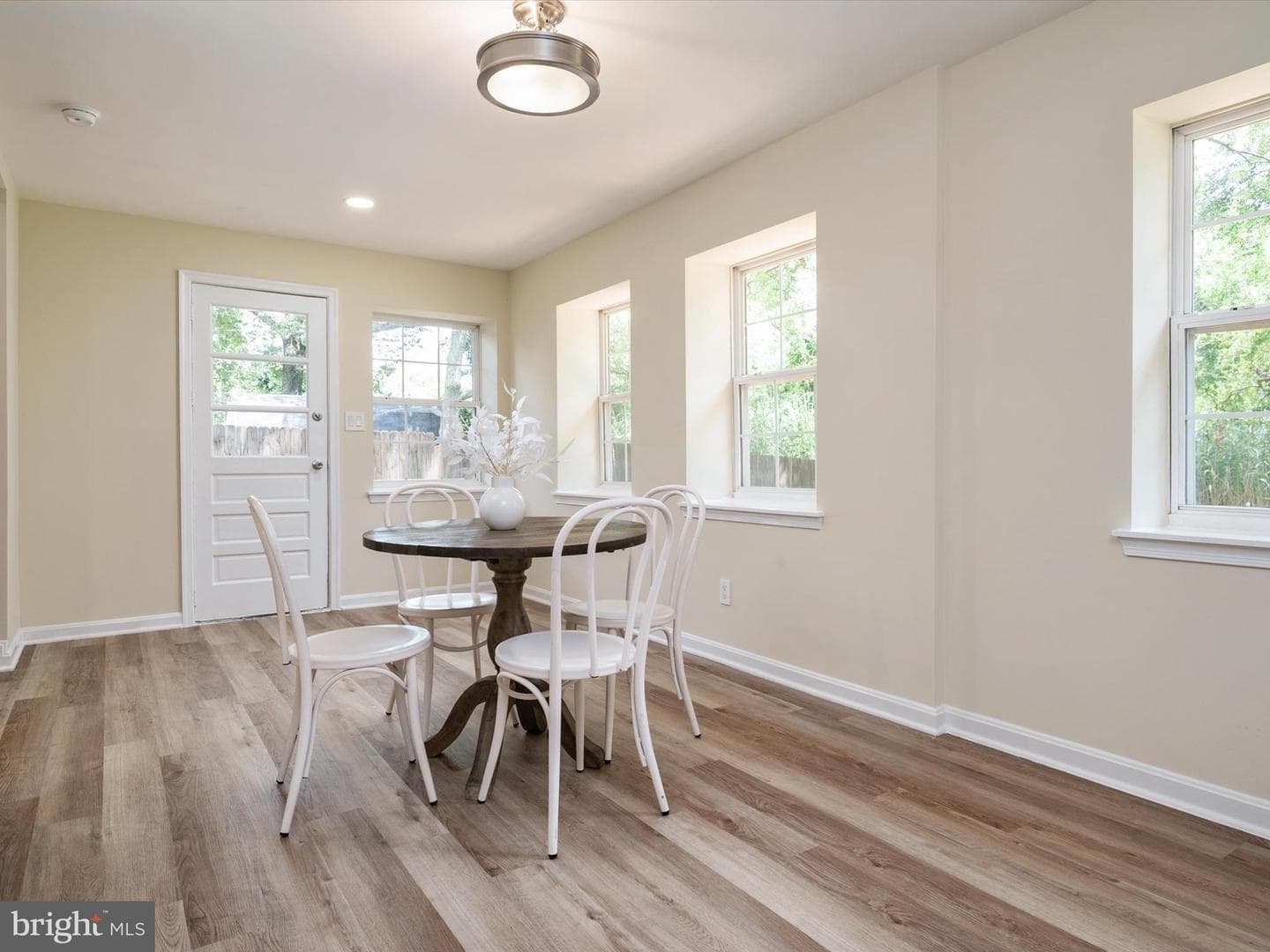 1395 Rainbow Drive photo 23