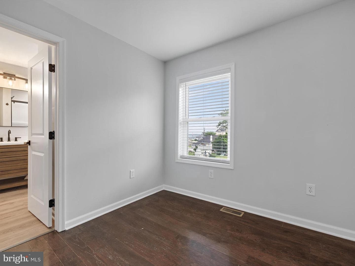 7811 Harbor Road photo 22