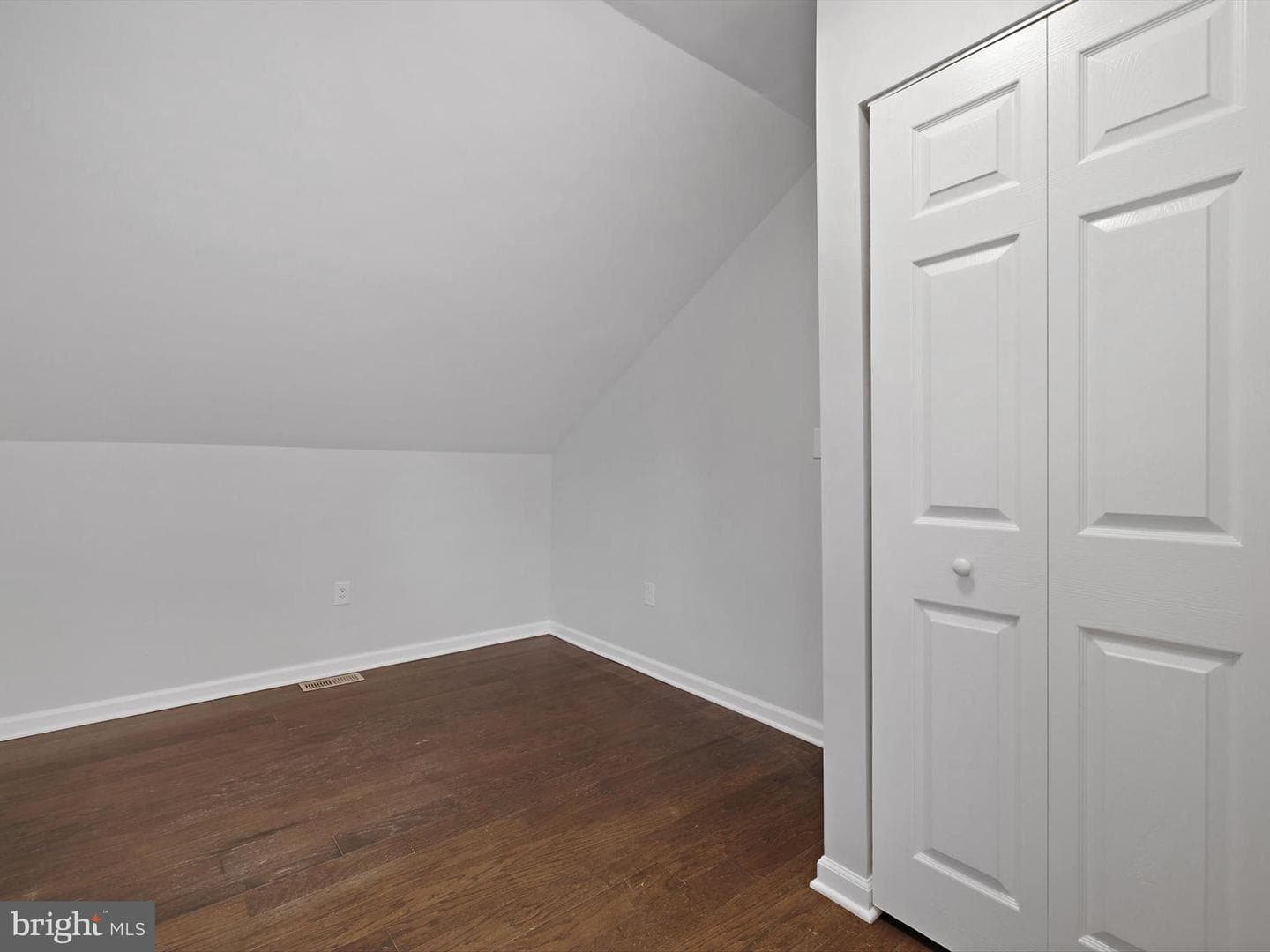 7811 Harbor Road photo 32