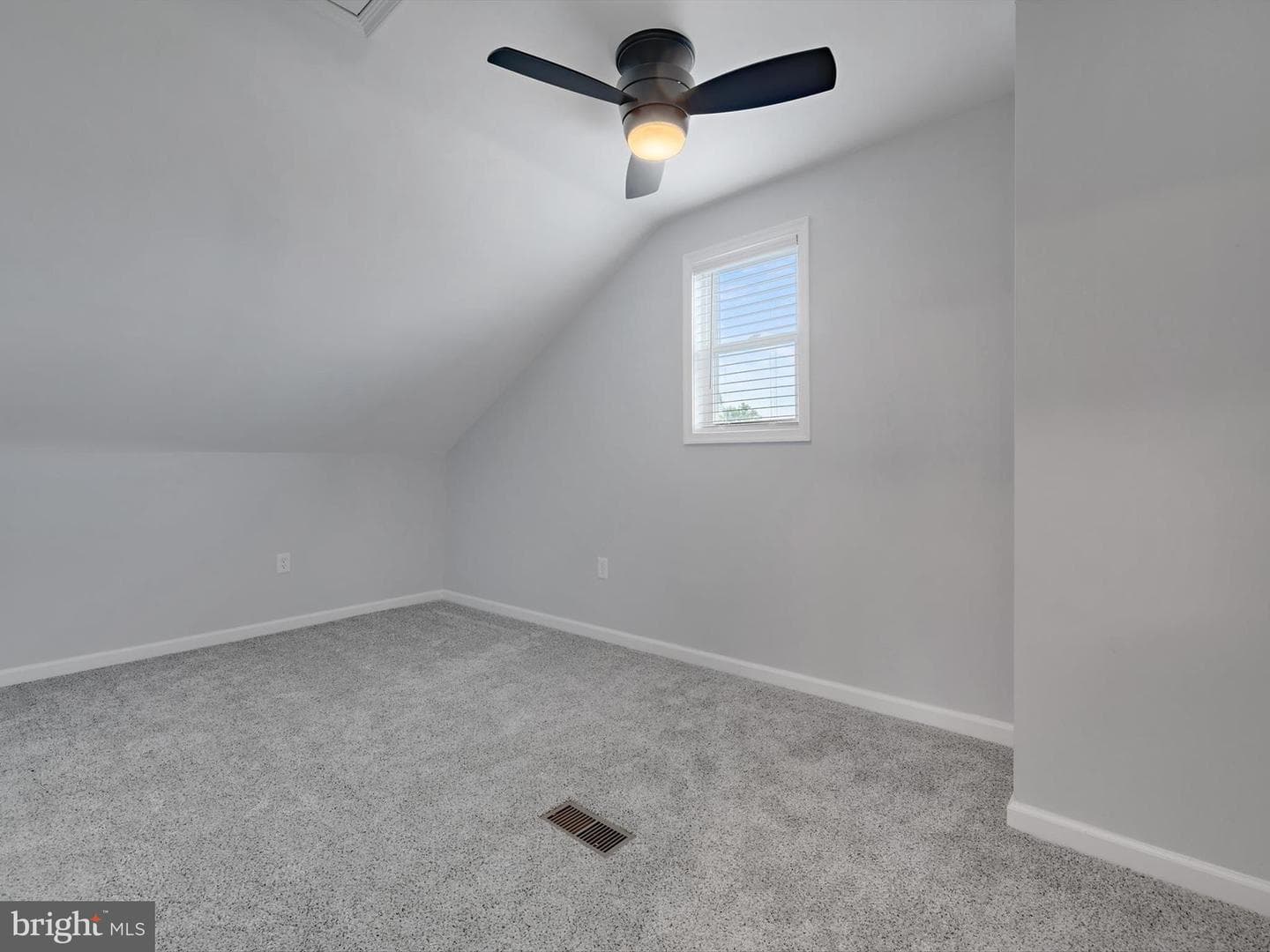 7811 Harbor Road photo 33