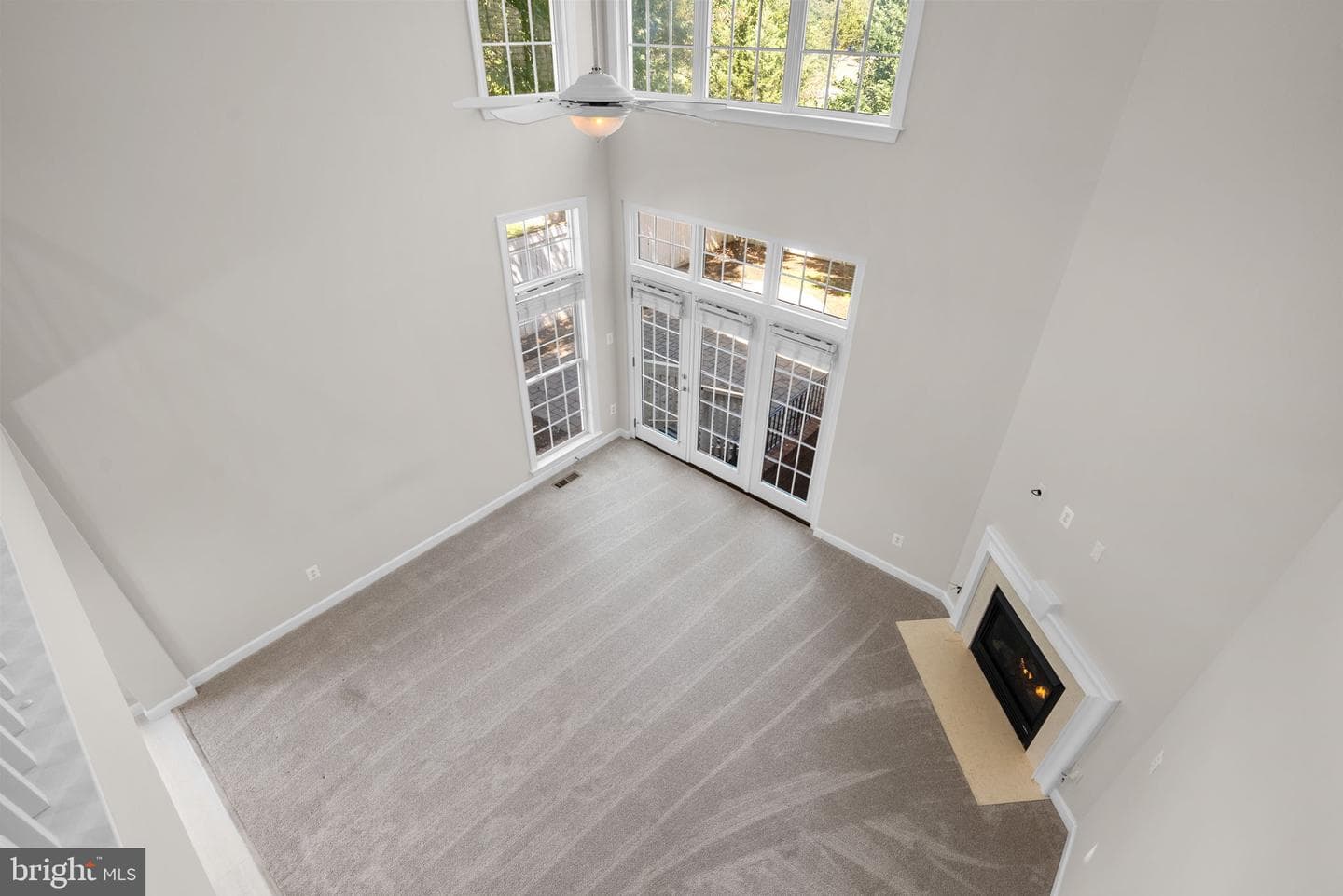 750 Crisfield Way photo 25