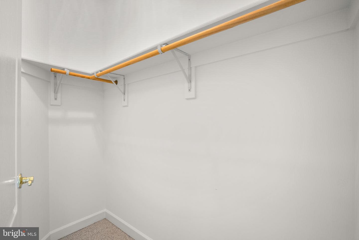750 Crisfield Way photo 53